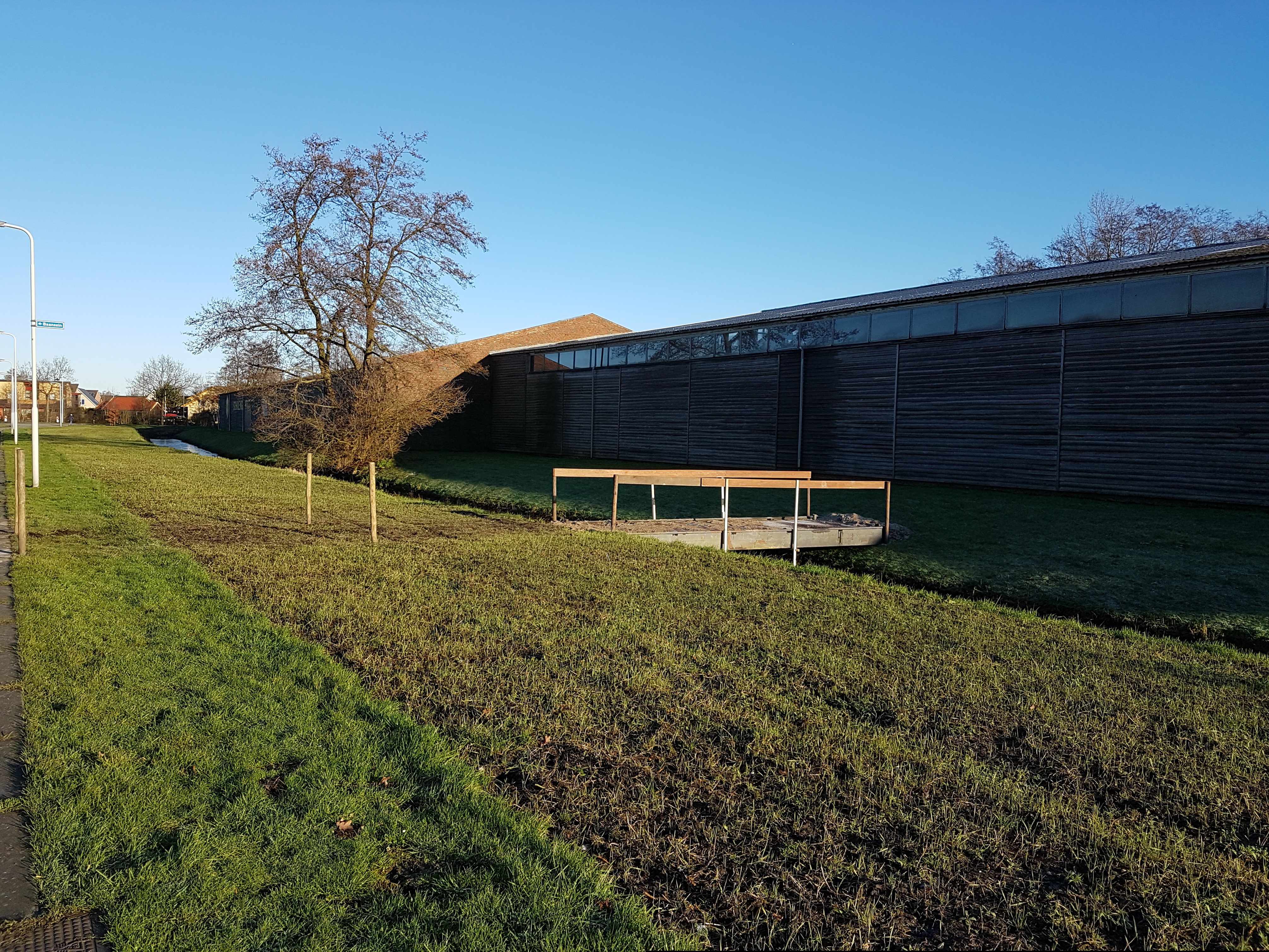 Markant oriëntatiepunt parcours veldrit Surhuisterveen tegen de vlakte
