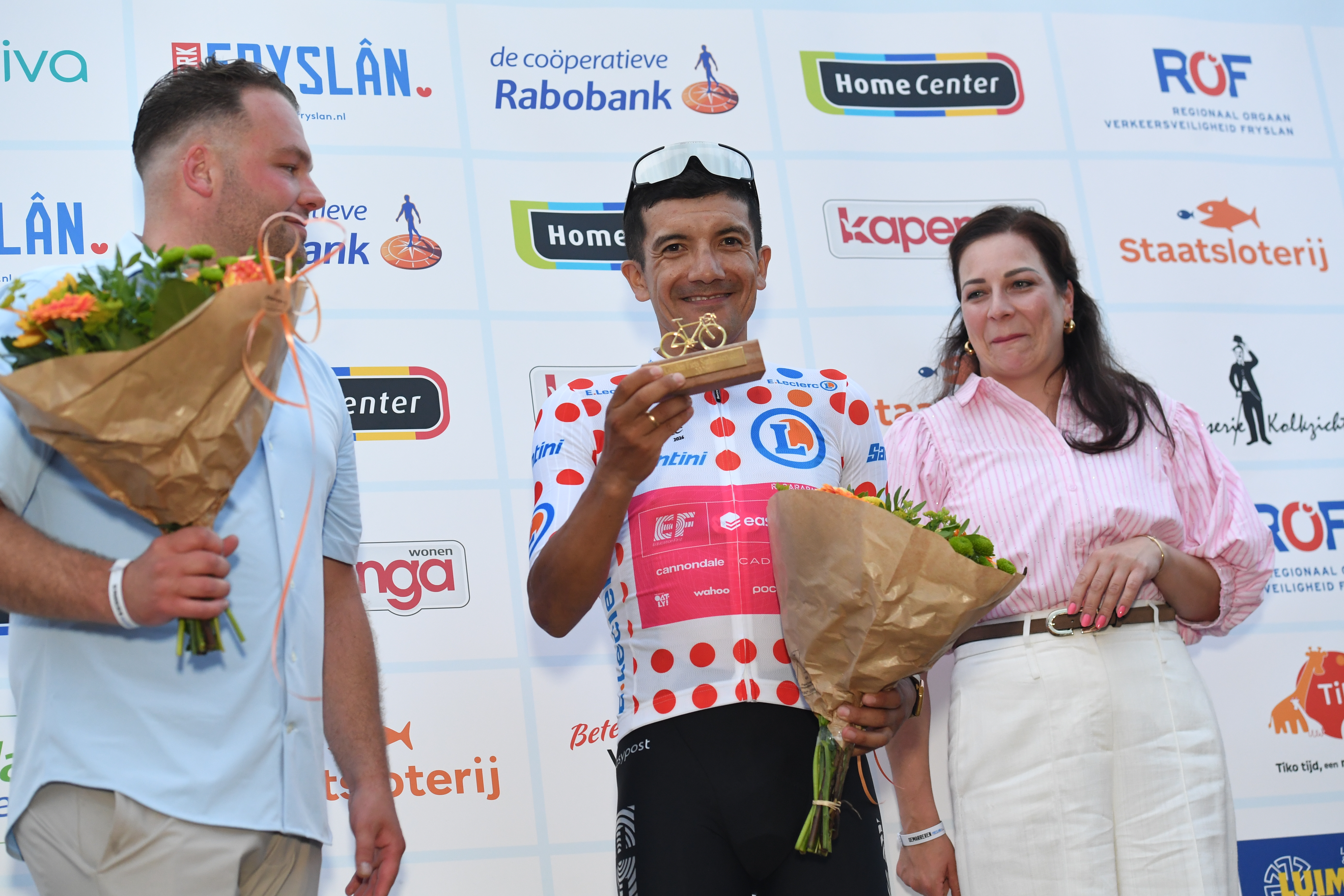 Richard Carapaz wint Gouden fiets De Poel Koel- en Vrieshuis BV