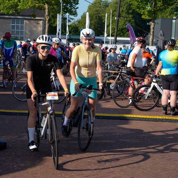 21e Pieter Weening Classic 2026 | Wielrennen Surhuisterveen