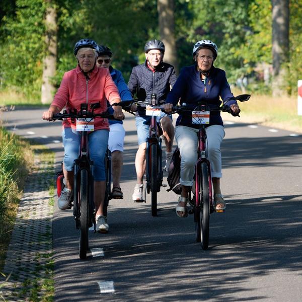 21e Pieter Weening Classic 2026 | Wielrennen Surhuisterveen