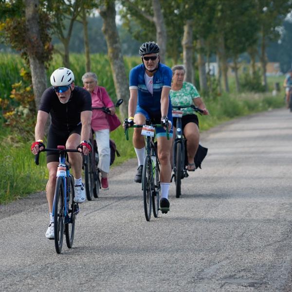 21e Pieter Weening Classic 2026 | Wielrennen Surhuisterveen