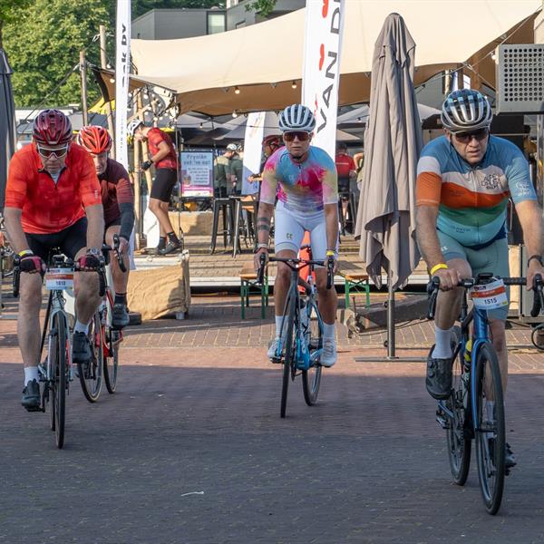 21e Pieter Weening Classic 2026 | Wielrennen Surhuisterveen