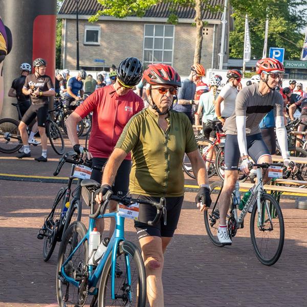 21e Pieter Weening Classic 2026 | Wielrennen Surhuisterveen