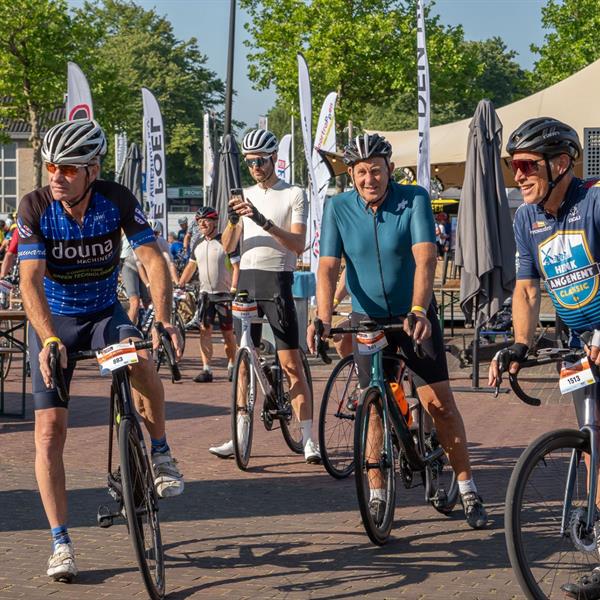 21e Pieter Weening Classic 2026 | Wielrennen Surhuisterveen
