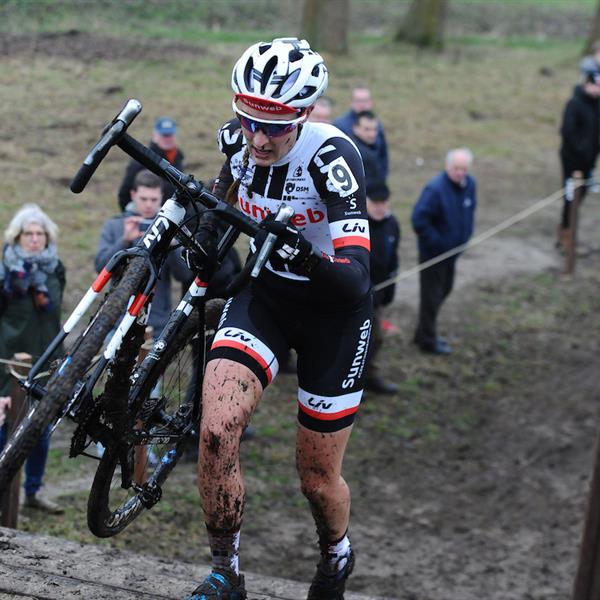 NK Veldrijden 13 januari 2018 | Wielrennen Surhuisterveen