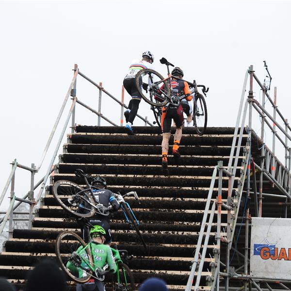 NK Veldrijden 14 januari 2018 | Wielrennen Surhuisterveen