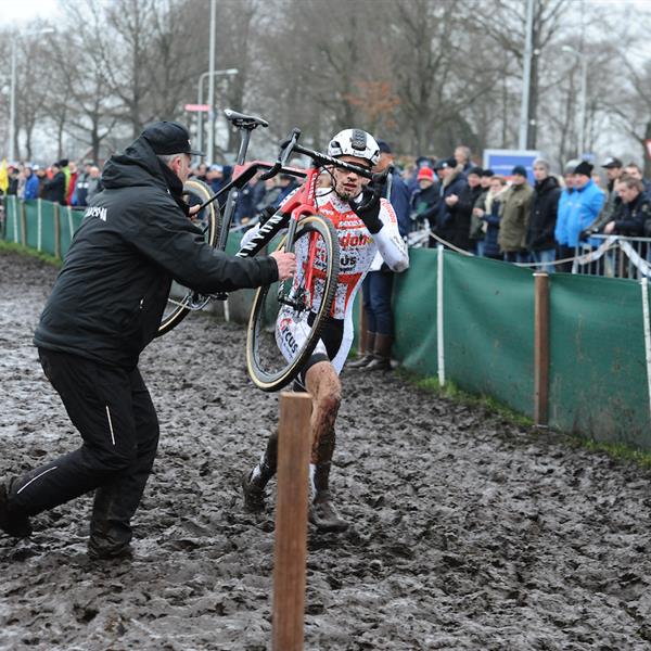 NK Veldrijden 14 januari 2018 | Wielrennen Surhuisterveen