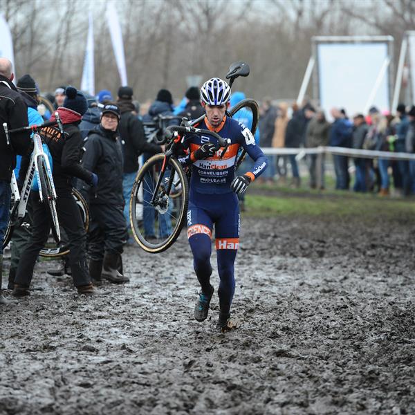 NK Veldrijden 14 januari 2018 | Wielrennen Surhuisterveen