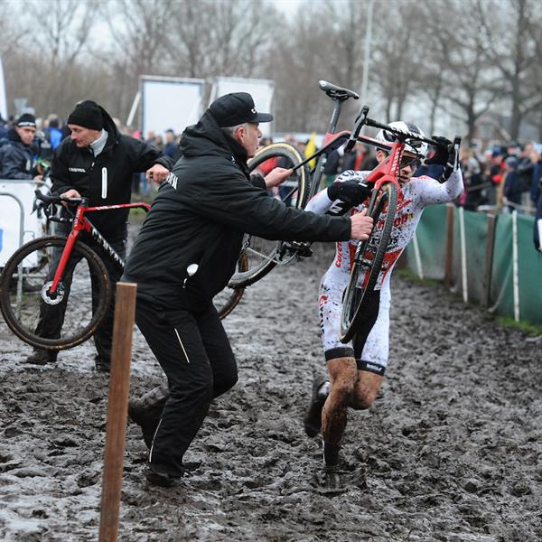 NK Veldrijden 14 januari 2018 | Wielrennen Surhuisterveen
