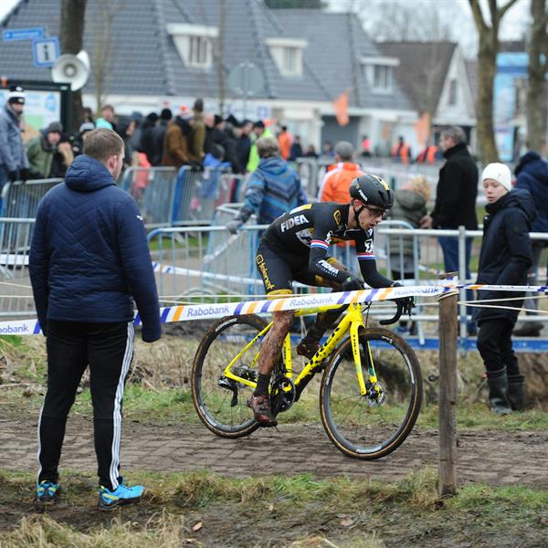 NK Veldrijden 14 januari 2018 | Wielrennen Surhuisterveen