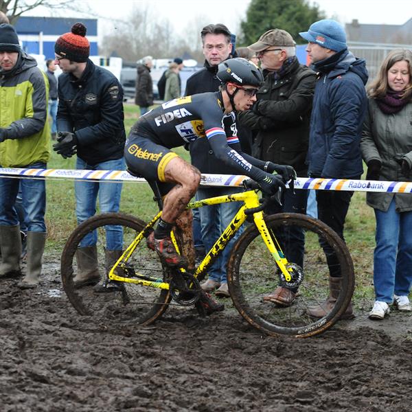 NK Veldrijden 14 januari 2018 | Wielrennen Surhuisterveen