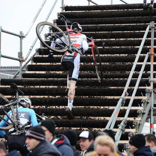 NK Veldrijden 14 januari 2018 | Wielrennen Surhuisterveen