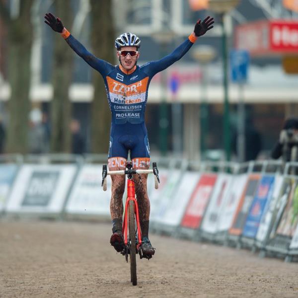 NK Veldrijden 13 en 14 januari 2018 | Wielrennen Surhuisterveen