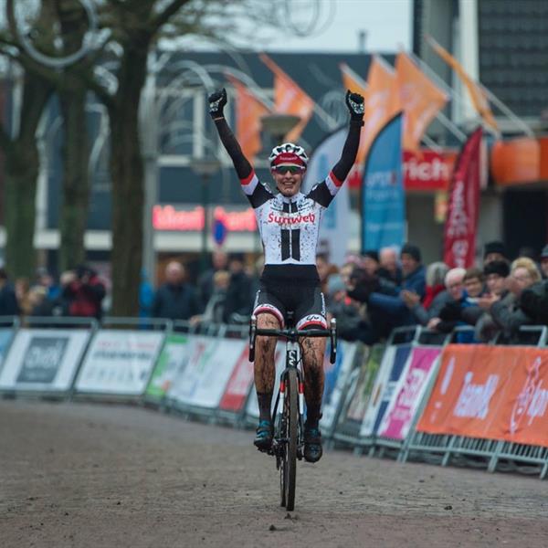 NK Veldrijden 13 en 14 januari 2018 | Wielrennen Surhuisterveen