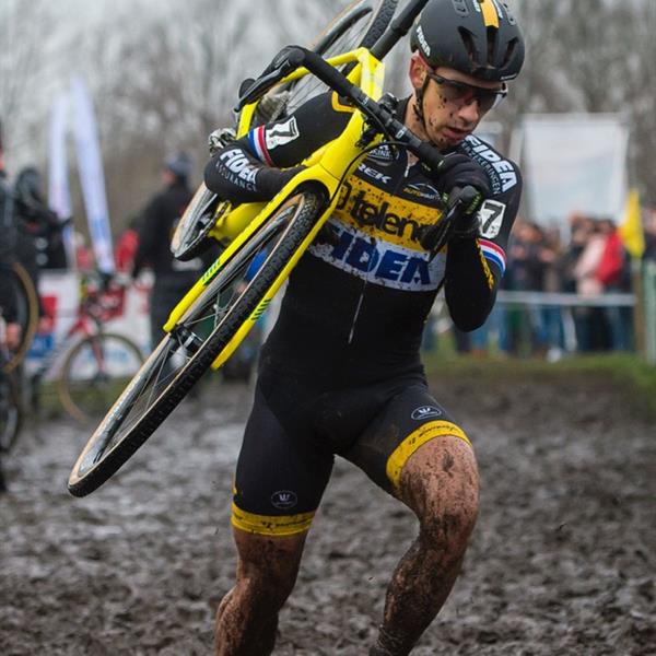 NK Veldrijden 13 en 14 januari 2018 | Wielrennen Surhuisterveen