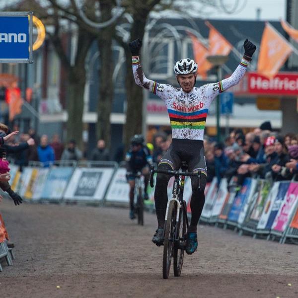 NK Veldrijden 13 en 14 januari 2018 | Wielrennen Surhuisterveen