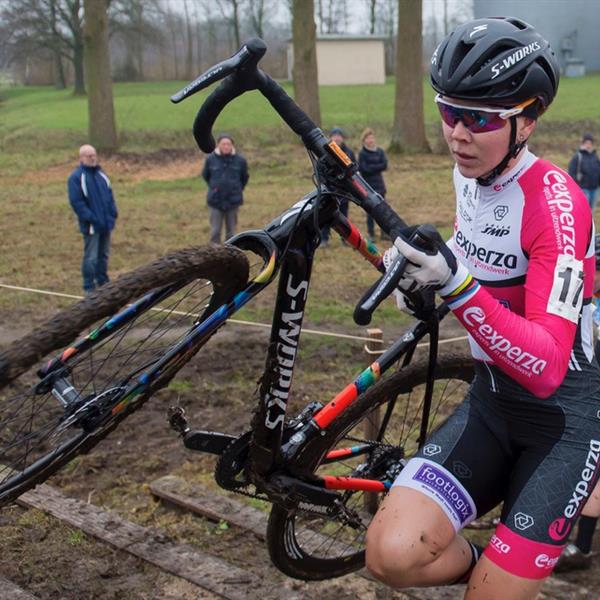 NK Veldrijden 13 en 14 januari 2018 | Wielrennen Surhuisterveen