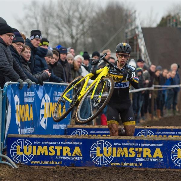 NK Veldrijden 13 en 14 januari 2018 | Wielrennen Surhuisterveen