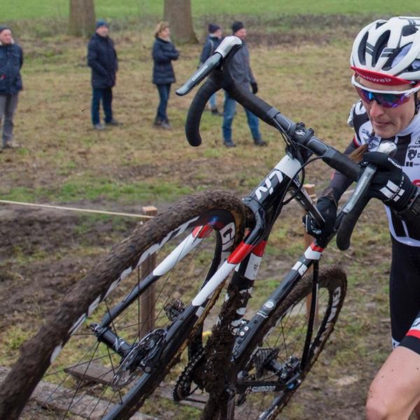 NK Veldrijden 13 en 14 januari 2018 | Wielrennen Surhuisterveen