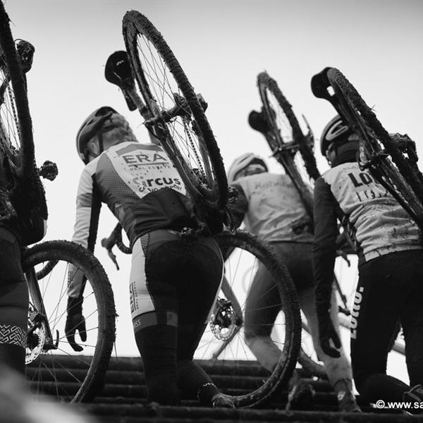 NK Veldrijden 13 januari 2018 | Wielrennen Surhuisterveen